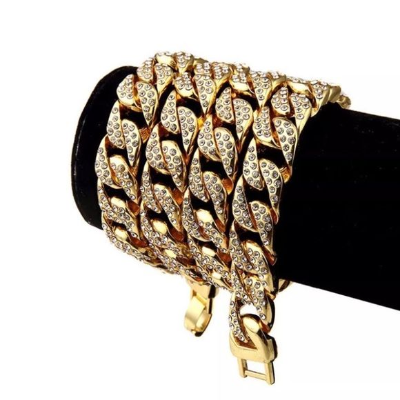 30" Fully Iced Out Cuban Link Chain - Picture 4 of 4